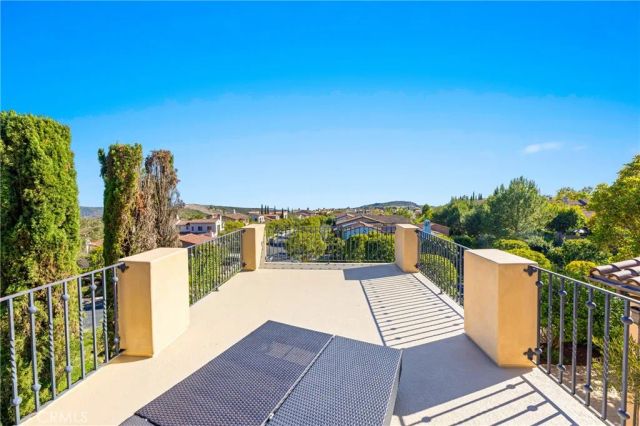 12 Gentle Breeze, Newport Coast, CA 92657