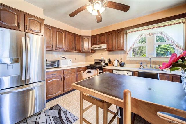 5 Maple Street, Beacon, NY 12508