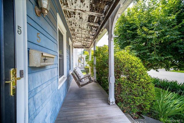 5 Maple Street, Beacon, NY 12508