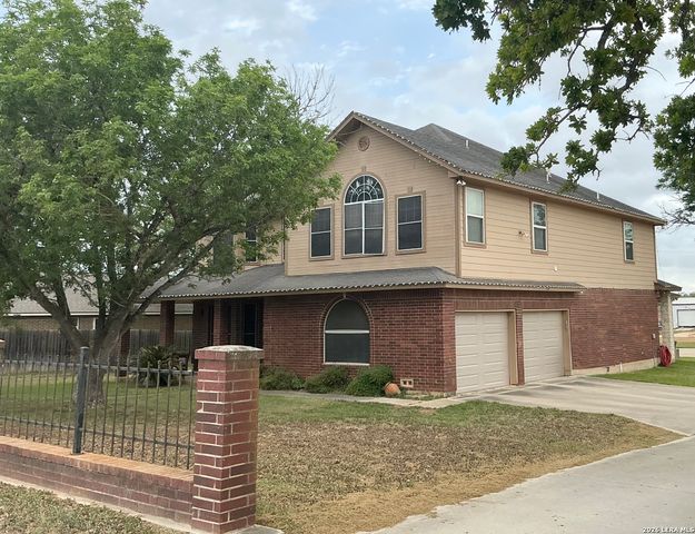 601 state highway 123, Stockdale, TX 78160