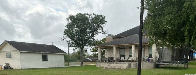 601 state highway 123, Stockdale, TX 78160