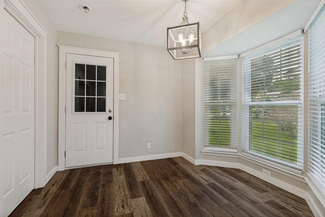 914 S Hyde Park Avenue, Denison, TX 75020