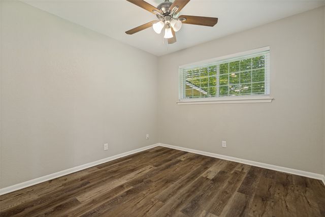 914 S Hyde Park Avenue, Denison, TX 75020