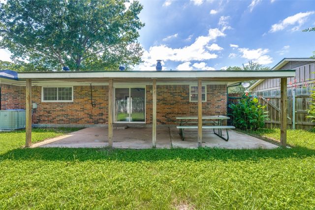 914 S Hyde Park Avenue, Denison, TX 75020