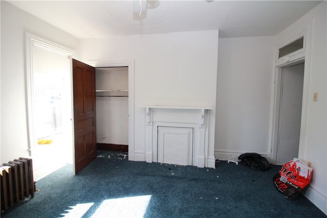 814 Etna St, Mckees Rocks, PA 15136