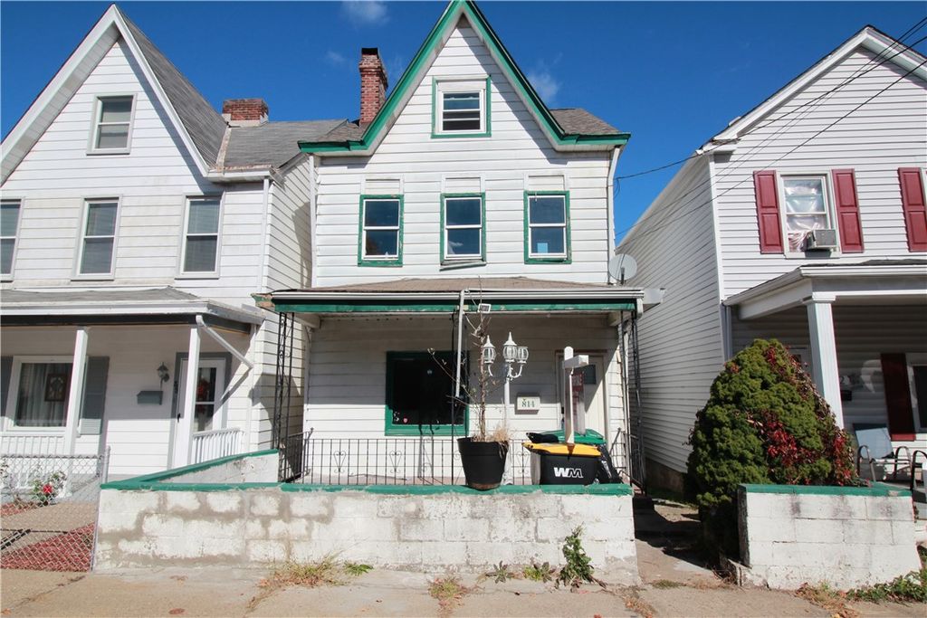 814 Etna St, Mckees Rocks, PA 15136