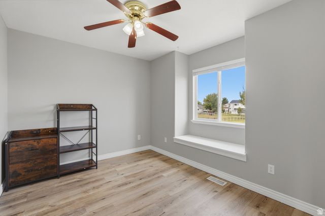 3978 W 4600 S, Roy, UT 84067