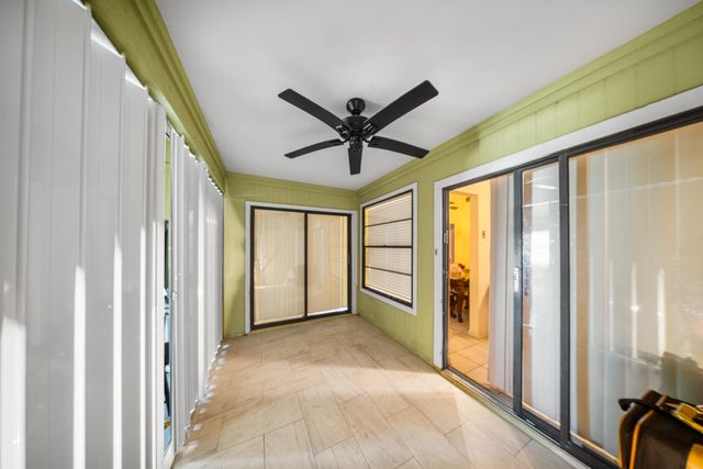 4255 Willow Pond Circle A, West Palm Beach, FL 33417