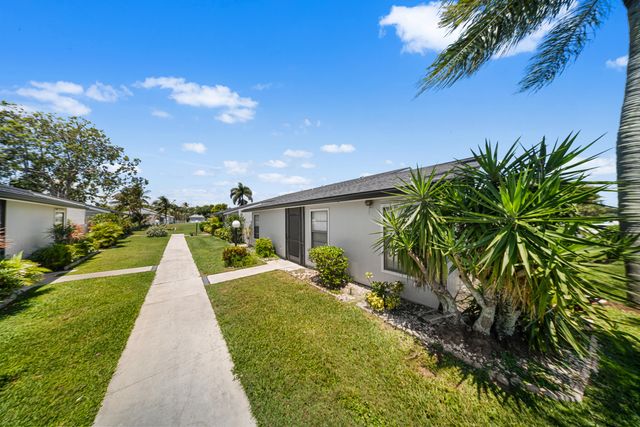4255 Willow Pond Circle A, West Palm Beach, FL 33417