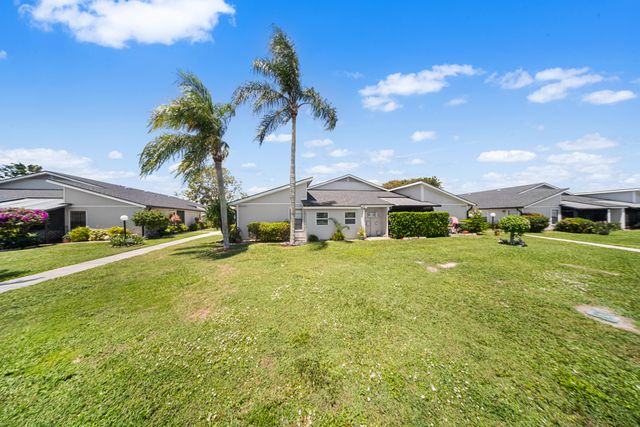 4255 Willow Pond Circle A, West Palm Beach, FL 33417