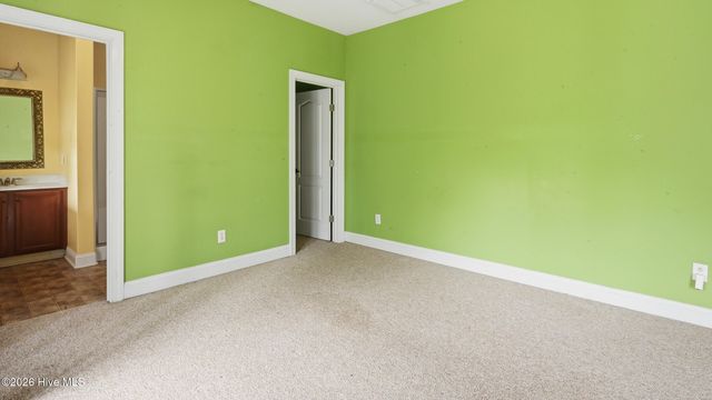 1016 Wiley Gaskins Road, Grifton, NC 28530