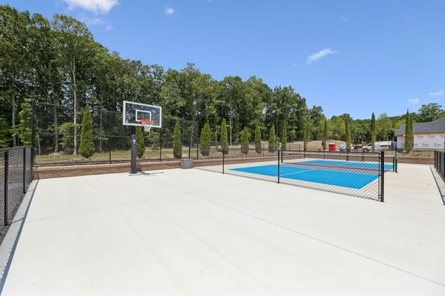 5211 NW Baylor Street, Cleveland, TN 37312