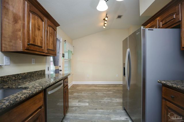 985 Jacobs Way, Cantonment, FL 32533
