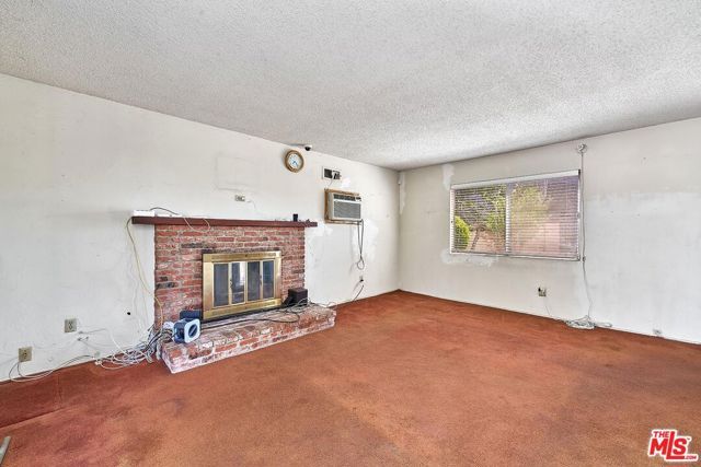 13260 Winfield Street, Panorama City (los Angeles), CA 91402