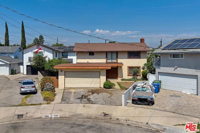 13260 Winfield Street, Panorama City (los Angeles), CA 91402