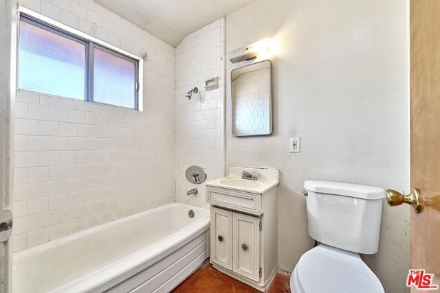 13260 Winfield Street, Panorama City (los Angeles), CA 91402