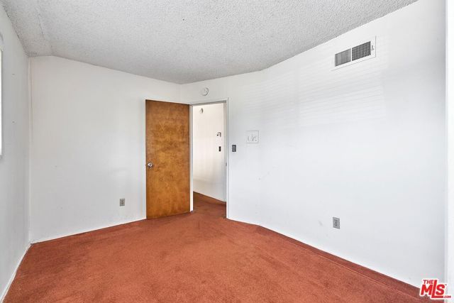 13260 Winfield Street, Panorama City (los Angeles), CA 91402