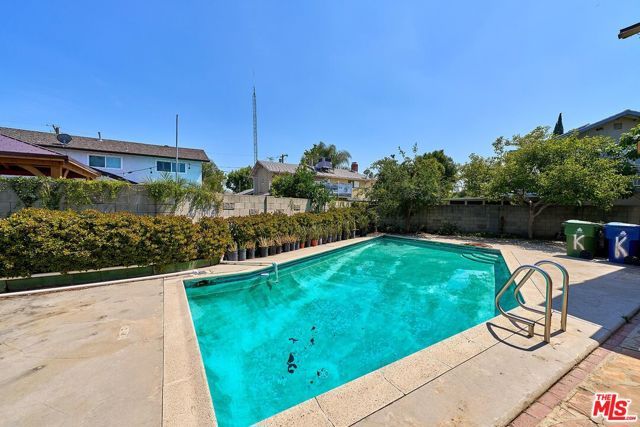 13260 Winfield Street, Panorama City (los Angeles), CA 91402