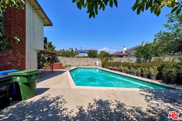 13260 Winfield Street, Panorama City (los Angeles), CA 91402