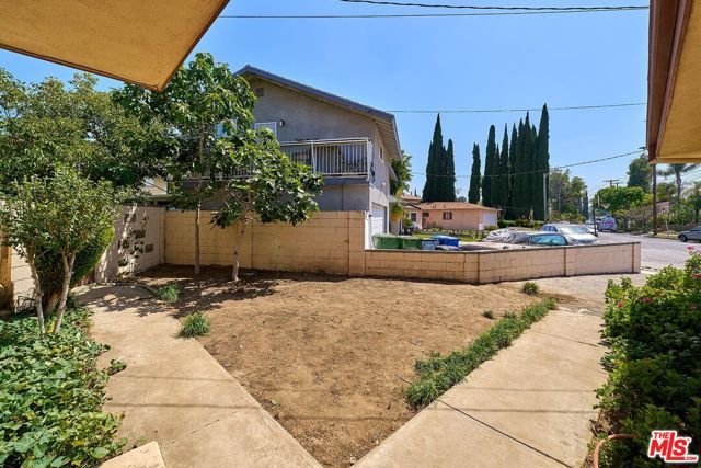 13260 Winfield Street, Panorama City (los Angeles), CA 91402