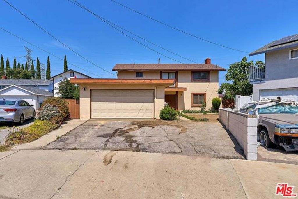 13260 Winfield Street, Panorama City (los Angeles), CA 91402