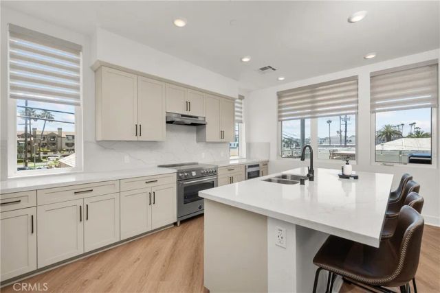 414 Main Street 200, Huntington Beach, CA 92648