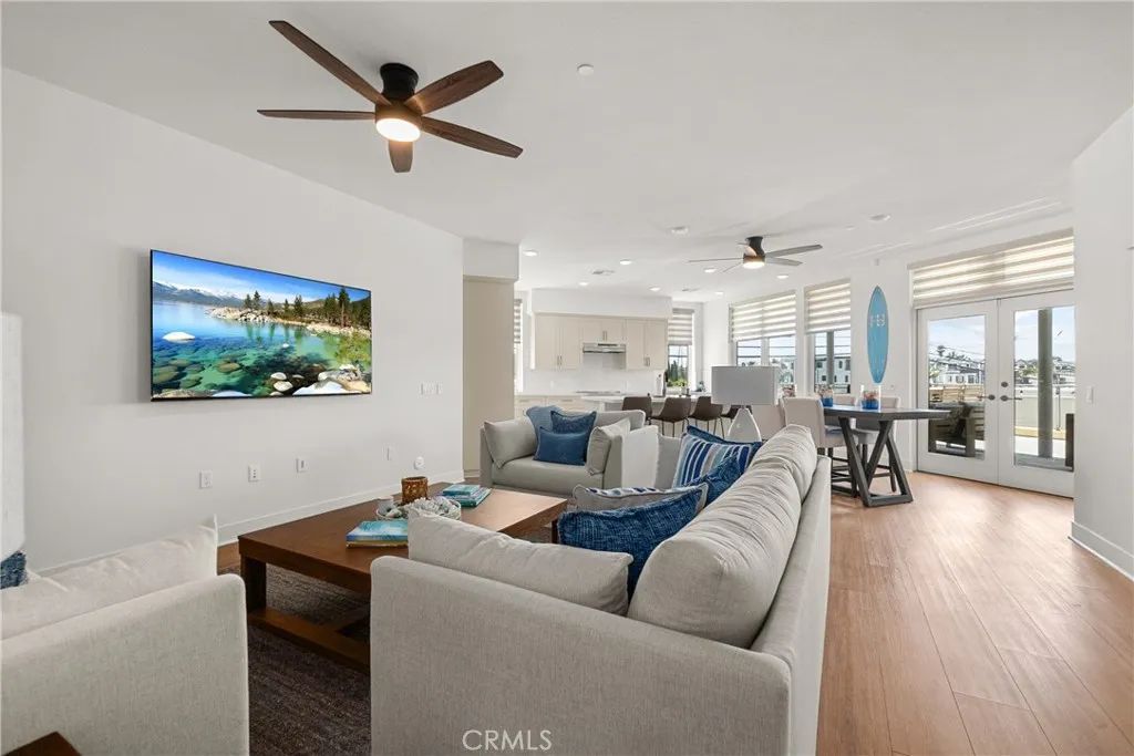 414 Main Street 200, Huntington Beach, CA 92648