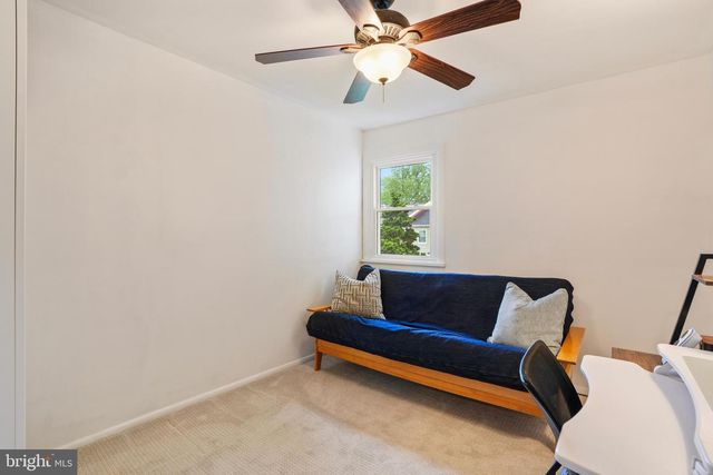 32 UNAMI TRL, Chalfont, PA 18914