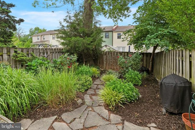 32 UNAMI TRL, Chalfont, PA 18914