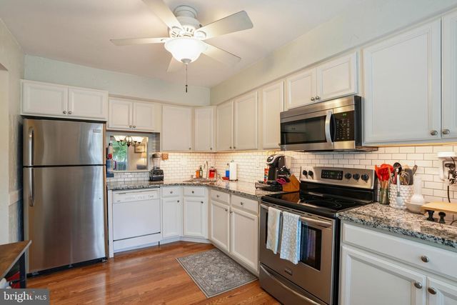 32 UNAMI TRL, Chalfont, PA 18914