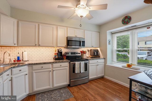 32 UNAMI TRL, Chalfont, PA 18914
