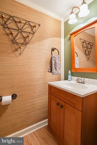 32 UNAMI TRL, Chalfont, PA 18914