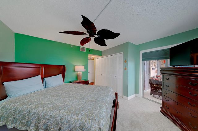 19029 US HIGHWAY 19 N 9-704, Clearwater, FL 33764
