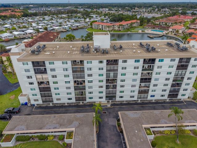 19029 US HIGHWAY 19 N 9-704, Clearwater, FL 33764