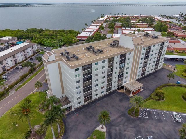 19029 US HIGHWAY 19 N 9-704, Clearwater, FL 33764