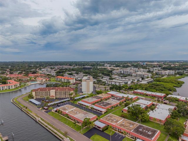 19029 US HIGHWAY 19 N 9-704, Clearwater, FL 33764