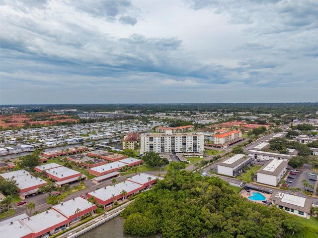 19029 US HIGHWAY 19 N 9-704, Clearwater, FL 33764