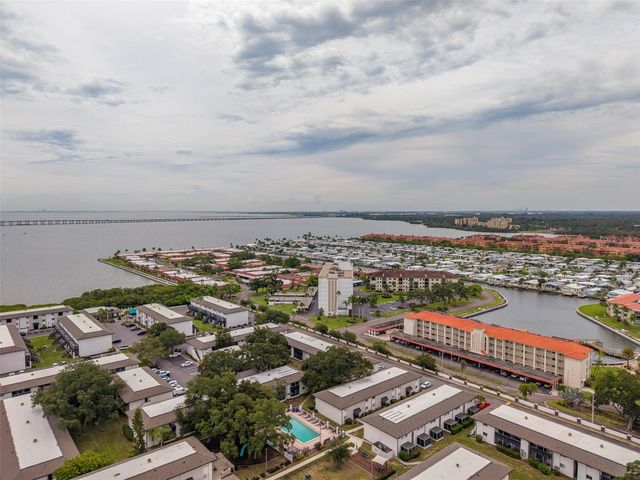 19029 US HIGHWAY 19 N 9-704, Clearwater, FL 33764