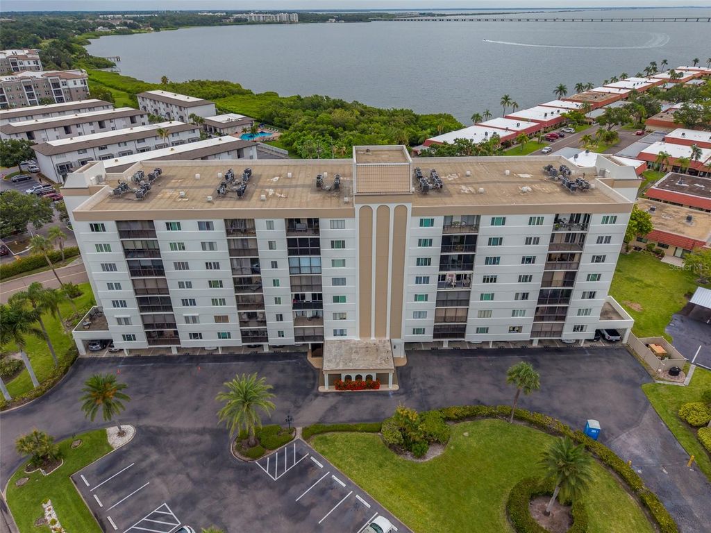 19029 US HIGHWAY 19 N 9-704, Clearwater, FL 33764