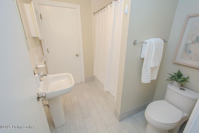 711 W Main St J, Louisville, KY 40202