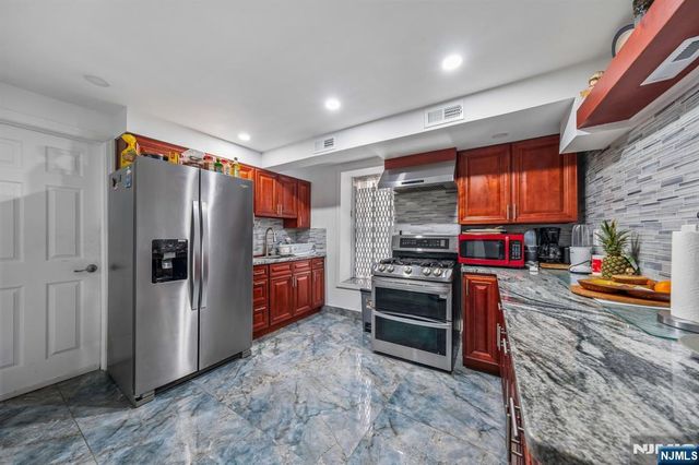 101 73rd Street, North Bergen, NJ 07047