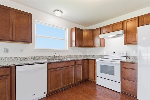 7062 Creekway Court, Ypsilanti, MI 48197