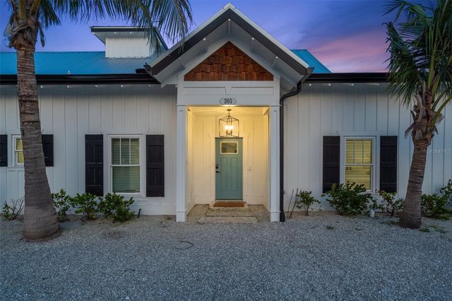 305 73RD STREET, Holmes Beach, FL 34217