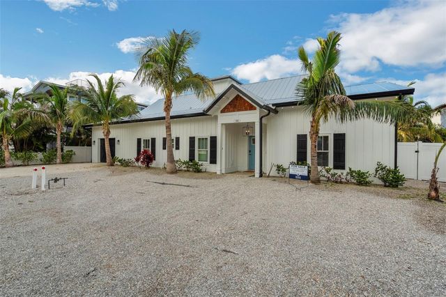 305 73RD STREET, Holmes Beach, FL 34217