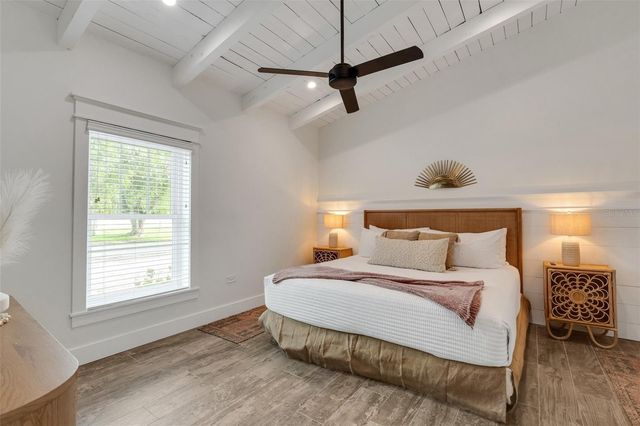 305 73RD STREET, Holmes Beach, FL 34217