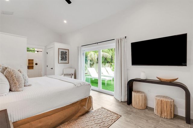 305 73RD STREET, Holmes Beach, FL 34217