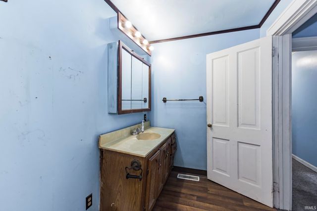 415 S Buffalo Street, Warsaw, IN 46580