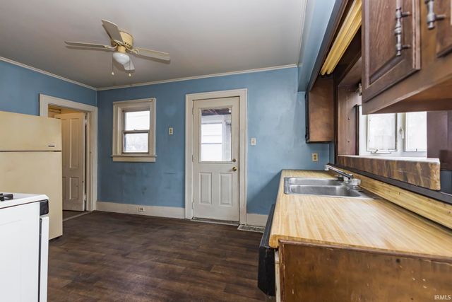 415 S Buffalo Street, Warsaw, IN 46580