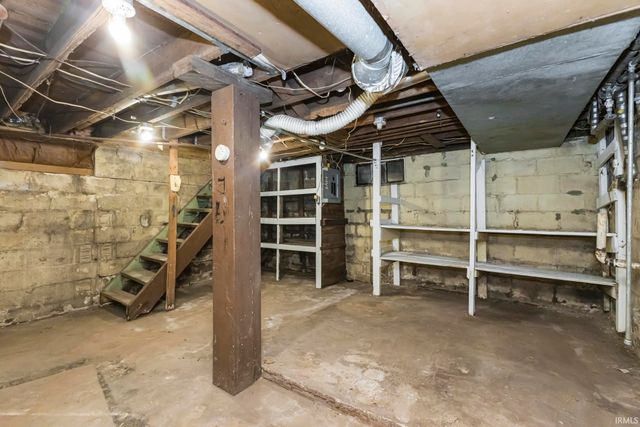 415 S Buffalo Street, Warsaw, IN 46580