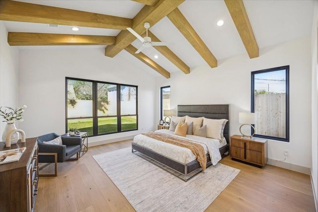 1622 Candlelight, Houston, TX 77018